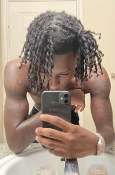 Dreadlocks Men, Cute Dreads, Dreadlock Hairstyles For Men, Dark Skin Boys, Dark Skin Men, Dreads Styles, Twist Styles