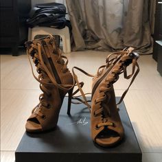 Guiseppe Zanotti Lace Up Suede Tan Booties Zip Up On Side Worn Once Excellent Condition Original Box And Dust Bags Brown Open Toe Party Boots, Brown Lace-up Heels For Evening, Designer Lace-up Heels For Night Out, Tan Booties, Lace Up Booties, Bootie Boots, Original Box, Zip Ups, Ankle Boots