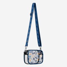 Over your shoulder and off to the game. Whether you're running errands on the town or running the tailgate in the parking lot, this New York Mets Repeat Retro Print Clear Crossbody Bag is the perfect way to carry the team like never before. Features Repeat New York Mets current and retro team logo and wordmark displays on sides of bag, in case there were any doubts where your allegiances lie Woven, team-colored crossbody strap that makes carrying the team easy and convenient Repeat team wordmark Eagles Kelly Green, Eagles Team, Retro Print, New York Mets, Parking Lot, San Francisco 49ers, Retro Prints, Major League Baseball, Major League