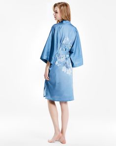 The mulberry silk kimono print robe is, soft color, soft and comfortable, and silky skin-friendly, the combination of pure mulberry silk material and exquisite digital inkjet printing is more elegant and luxurious. Sexy V-neck, showing the soft line of the neck and modifying the face. The loose three-quarter sleeves are comfortable and easy for the wrist to move freely. The waist tie design breaks mediocrity, improves the waistline, and shows the perfect proportion. inner ties design, Inner ties Elegant Spring Kimono For Sleep, Elegant Spring Kimono For Home, Spring Sleep Robe With Kimono Sleeves, Elegant Spring Home Robe, Silk Kimono With Floral Print For Loungewear, Silk Wrap Kimono For Loungewear, Silk Wrap Robe For Sleep, Silk Kimono For Spring Loungewear, Silk Robe With Kimono Sleeves For Sleep