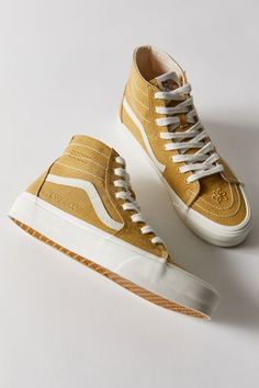 High Vans, Vans Shoes High Tops, Trendy Tennis Shoes, Vans High Tops, Vans High Top, Sneakers Trendy, Yellow Vans, Environmental Consciousness, Vans High