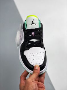 Air Jordan 1 Low GS White/Black-Green Glow Walk the talk and make a statement with our top-quality Sneakers. Shop now and step up your shoe game! Please carefully choosing the size number according the size chart as we CAN NOT offer return or refund if you choose a wrong size.The product need 3-5 business days to check the quality before shipping.Our High Quality Shoes models are various, please contact to our support to ask for the model you need.Because each device displays a different color. Air Jordan 1 Low Lime Light, Air Jordan 1 Low Gs Green Toe, Jordan 1 Iridescent, Air Jordan 1 Dior, Jordan 1 Dior, Jordan 1 High Og, Wings Logo, Air Jordan 1 High, High Quality Shoes