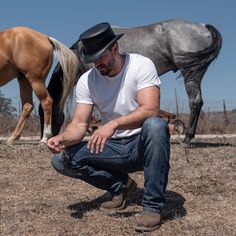 The Marlow Mens Leather Top Hat is handmade in the USA from 100% authentic top-grain cowhide leather. Loved by Harley Davidson, motorcycle and steampunk subculture enthusiasts, this short crown, coachman style men’s biker top hat is for the man who isn’t afraid to stand out in a crowd. 100% genuine top grain cowhide leather Colors: black, brown and burnt honey 2” shapeable brim with coachman styling 4” crown height from side brim give this top hat a short profile Weighs 10.6 ozs Handmade in the