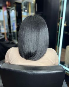 Black Women Silk Press Natural Hair, Black Women Silk Press, Silk Press Bob Natural Hair, Silk Press On Natural Hair, Flat Iron Tips, Black Hair Types, Straighten Hair