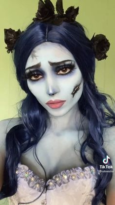 Halloween Costume Ideas Corpse Bride, Wedding Dress Costume Halloween, Tim Burton Corpse Bride Costume, Corpse Bride Roblox Code, Award Winning Costumes Halloween, Brides Corpse Costume, Halloween Makeup Corpse Bride, Emily Makeup Corpse Bride, Emily From Corpse Bride Costumes