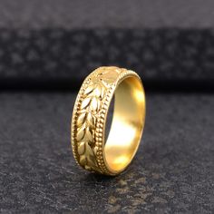 Free Surprise Gift on Purchase of 1 Product. Product :- Ring Material :- Brass Size :- All Size Available  Leaf Design Band Ring, Indian Traditional brass ring, Engagement Ring, Promise Ring, Unique Ring, Trendy Ring, Beautiful Ring, Hippie Ring, * All our products are handmade and we make them as you see in the    photography but because of handmade There may be a slight difference in them * Handling Time: We take handling time of 1-3 Business Day from the date of receipt of the payment * Shipp Thumb Ring Gold, Hippie Ring, Ring Indian, Hippie Rings, Onyx Jewelry, Wide Ring, Trendy Ring, Thumb Ring, Wide Rings