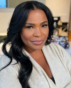 Nia Long Hair, Age Makeup, Middle Part Hairstyles, 2024 Style, Black Actors, Black Women Makeup