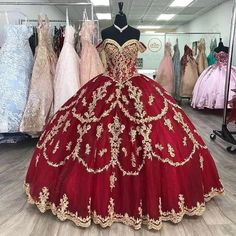 Rancho Quinceanera Dresses, Spiderman Quinceanera Dress, Quinceanera Cakes Burgundy, Red Quince Dresses Mexican, Burgundy And Gold Quinceanera Dresses, Red Quinceanera Dresses With Cape, Quinceanera Dresses Red And Gold, Burgundy And Gold Quinceanera Theme, Red Quinceanera Dresses With Gold