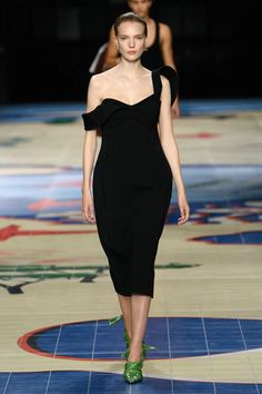 Bottega Veneta 2020, Bottega Veneta Outfit, Freakum Dress, Ss 2024, Formal Evening Wear, Fashion Week Spring, Black Outfit