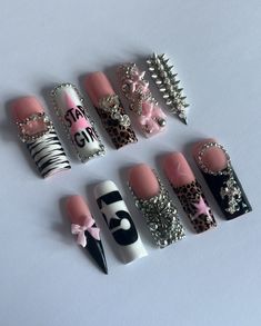 Unique Acrylic Nail Designs, Bday Fits, Ny Nails, Star Nail Designs, Gel Toe Nails, Retro Nails