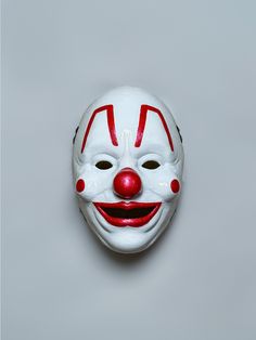 Mask of the Shawn "Clown" Crahan from "Slipknot" This mask is a traditional and hard plastic Venetian mask, handmade and decorated using acrylic colors. Perfect for any masquerade party, Halloween costume, Carnival, professional,event, cosplay or home decor. This mask is made to fit your face and has two long elastic bands that you can tie as you wish. Size: one-size Mask Thinness: 1.5mm Handmade Painting Water resistance: Partially Shock resistance: Partially Facial area material: Hard Plastic %100 Handmade Long lasting We ship worldwide via PTT cargo and ShipEntegra. We pack it securely. Transportation with PTT Cargo can take around 2 weeks. With ShipEntegra, you receive the product within 1 week. When choosing PTT Cargo, some times it may take up to 3 weeks due to the company. Prices ma Slipknot Clown Mask, Scary Halloween Mask, Metal Music Bands, Scary Halloween Masks, Clown Mask, Venetian Masks, Professional Event, White Mask, Halloween Mask