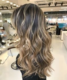 Blonde And Brown Highlights On Dark Hair, Blonde Highlights On Dark Brown Hair Long, Boliage Hair Brown Carmel, Blonde Highlights Balayage On Dark Hair, Highlights Dark Brown Hair Blonde, Blonde High And Low Lights On Brown Hair, Black Hair With Brunette Highlights, Blonde Belliage