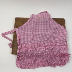 Pottery Barn Kids Pink Ruffle Gingham Apron Monogram“Finley” NWOT New without tags item / open box - item ships without manufacturer packaging Please note, this item is monogrammed as pictured Gingham Apron, Monogrammed Apron, Pink Ruffle, Linen Textile, This Is Love, Pottery Barn Kids, Open Box, Pottery Barn, Gingham