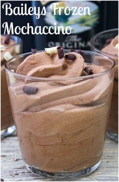 Baileys Frozen Mochaccino a delicious creamy frozen dessert you will ever taste. A must try. The perfect no-bake better than ice cream treat. #baileys #icecream #frozen #dessert #chocolateicecream #frozendessert Mocha Cocktail, Weight Watcher Desserts, Baileys Recipes, Frappe Recipe, Mocha Frappe, Alcoholic Desserts, Frozen Coffee, Boozy Desserts