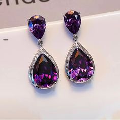 Beautiful Vintage Style Earrings In Dark Purple Zircon 18k Gold Plated Dark Purple Earrings, Hoco 2024, Photo Earrings, Black Cowgirl Boots, Avengers Outfits, Black Cowgirl, Rabbit Earrings, Oval Stud Earrings, Purple Vintage