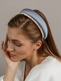 Hairband Lily is decorated with crystals in the shape of a faceted square and circles, intertwined with a delicate satin ribbon to the touch will make your image incomparably radiant.Wearing it is incredibly pleasant and comfortable due to the smooth satin ribbon and the thin bezel, which fits snugly to the head and guarantees a luxurious look throughout the day. Size:Width - 8 mmLength - 41 cm Color: Moonlight Materials:We pay special attention to the selection of material - quality above all. High Bun With Headband, Hairband Hairstyle, Hair Circlet, Rose Gold Headband, Fairy Headpiece, Blue Headband, Wolfram, Tone Hair, Sleek Hairstyles