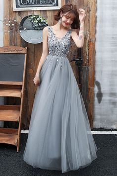 Stunning evening dress V Neck A Line Sleeveless Floor Length Wedding Guest Dresses Grey Homecoming Dress, Champagne Dress, Girls Pageant Dresses, Sequin Prom Dress, Prom Dresses Sleeveless, Beaded Prom Dress, Evening Dress Fashion, A Line Prom Dresses, Pageant Dresses