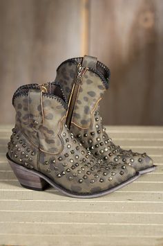 Women�s Liberty Black Vintage Camo Leather Boots with Studs by Overland Sheepskin Co. (style 52414) Rugged Boots With Rivets And Round Toe, Fall Rivet Ankle Boots, Brown Fall Boots With Rivets, Brown Boots With Rivets For Fall, Fall Brown Boots With Rivets, Leather Boots With Spikes For Fall, Fall Ankle Boots With Rivets, Ankle Boots With Rivets For Fall, Fall Spiked Ankle Moto Boots