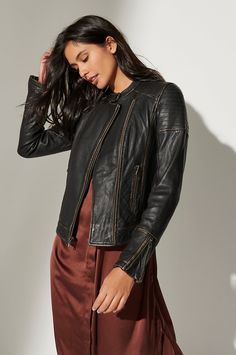 The Chelsea leather moto jacket is not just about style; it's about comfort and flexibility. Meticulously distressed edges and an asymmetrical front closure give this jacket its authentic presence, while the supple lambskin and stretch lining ensure you can move with ease, whether worn every day or reserved for special occasions. Fall Leather Jacket, Classic Leather Jacket, Best Leather Jackets, Leather Moto, Leather Moto Jacket, Leather Jackets Women, Moto Jacket, Leather Jackets, Lambskin Leather