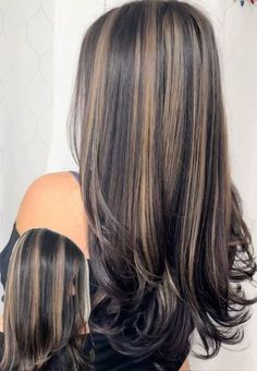 Smoky Chocolate Hair Color, Black Hair Brown And Blonde Highlights, Skunk Hair With Brown, Black Hair With Highlights Layers, Skunk Hair Caramel, Stripe Highlights Hair, Highlights Hair Extensions, 2000s Highlights Hair Black, Subtle Chunky Highlights For Brown Hair