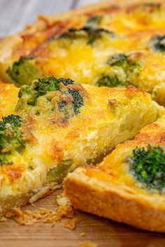 Our Creamy Broccoli Cheddar Quiche is a dream come true for quiche lovers! The blend of tender broccoli, smooth cheddar, and a creamy, eggy filling, all encased in a golden pie crust, makes for a delicious and comforting meal. Whether it's a lazy Sunday brunch or a weekday breakfast, it's sure to impress. Broccoli Cheese Quiche, Broccoli Cheddar Quiche, Homemade Quiche, Cheddar Quiche, Family Breakfast Recipes, Broccoli Quiche, Creamy Broccoli, Family Brunch, Cheese Quiche