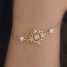 SALE Ivory White Pearls Gold Bracelet Gold Filigree by ZmirArts Wire Anklets, Gold Filigree Bracelet, Funky Bracelet, Gold Pearl Bracelet, Filigree Bracelet, Fancy Necklace, Bracelet Wedding, Simple Diamonds, Fresh Water Pearls