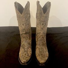 Only Worn One Time- Basically New! Gorgeous Detail And Textured Leather!! Handcrafted In Mexico. Similar Boots Sell For $545. Patina Round Toe Boots For Western-themed Events, Western-themed Boots With Patina And Round Toe, Round Toe Boots With Patina For Western-themed Events, Western-styled Patina Boots With Round Toe, Rustic Leather Boots With Pointed Toe, Square Boots, Rodeo Boots, Square Toe Cowboy Boots, Lucchese Boots