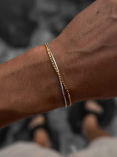 Designed for a perfect fit and lifetime wear. Explore our waterproof stainless steel chain bracelets for men. For all wrist sizes. Smart Ring, Mens Gold Jewelry, Versatile Jewelry, Gold Jewelry Simple, Jewelry Simple, Elegant Bracelet, Minimalist Bracelet, Bracelet For Men, Mens Gold