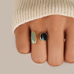 Chic Rings, Chalcedony Ring, Wrap Ring, Jewelry Lookbook, Timeless Accessories, Ring Fit, Diy Schmuck, Onyx Ring, Affordable Jewelry