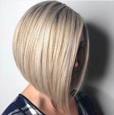 Love this bob cut Medium Length Hairstyles For Women, Straight Haircuts, Medium Length Hair Straight, Straight Hairstyles Medium, Medium Length Hairstyles, Straight Hair Cuts, Look Attractive, Belek