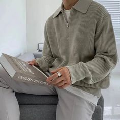 Refine your wardrobe with this sophisticated quarter-zip knit sweater. Crafted from a luxe blend of cotton and wool, it's the epitome of comfort-meets-style. Ideal for a smart-casual look, pair it with chinos and loafers for a polished, office-friendly outfit, or go for a laid-back vibe with distressed jeans and sneakers. A versatile choice for the modern man who values both style and comfort in his everyday attire. Men's sweater Long sleeve Knitted material Cotton, wool Classic collar Loose fits Soft Boy Aesthetic, Mens Knit Sweater, Crop Pullover, Pullover Mode, Pullover Sweater Men, Knit Men, Mens Fashion Classy, Zippered Sweater, Quarter Zip Sweater