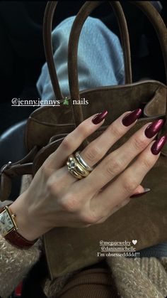 Golden Nails, Glamour Nails, Elsa Hosk, I Love Nails, Nails Inc, Minimalist Nails, Nails Inspo, Creative Nails