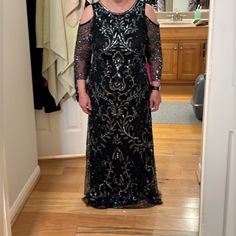 I Bought This Dress At Dillard's And Only Had Three Days To Return It. Unfortunately, I Could Not Return It In These Three Days. I Bought This For $142 Plus Tax Sequined Long Sleeve Gown For Mother Of The Bride, 3/4 Sleeve Mother Of The Bride Dress For Party, Long Sleeve Sequined Gown For Mother Of The Bride, Holiday Evening Long Sleeve Mother Of The Bride Dress, Modest Formal Dresses, Pisarro Nights, Blue Evening Gowns, Beaded Maxi Dress, Two Piece Gown