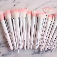 Penyimpanan Makeup, Wet N Wild Makeup, Makeup Tip, White Makeup, Smoky Eyes, Makeup Brush Cleaner