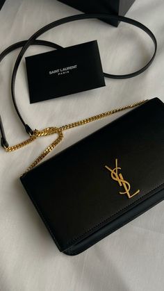 #байер#ysl #yslbag Ysl Bag Aesthetic, Ysl Black Bag, Aesthetic Wishlist, Ysl Aesthetic, Luxury Bags Collection, Fashion Model Poses, Ysl Heels, Bag Suitcase, Yves Saint Laurent Bags