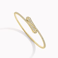 This distinctive 18 Karat Gold Full Diamond Slim Slip-On Bracelet design features brilliant-cut diamonds up to the pyramids. Rose Diamond, The Pyramids, Luxury Bracelet, Wrist Wrap, Hinged Bracelet, Yellow Gold Bracelet, Bracelet Crafts, Ring Size Guide, Dream Jewelry