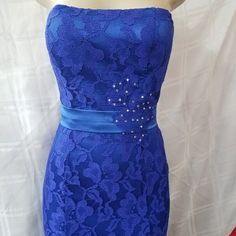 Nwt Fashion Long Evening Lace Dress Corset On Back Color: Royal Blue Size:M Blue Mini Dress For Wedding And Prom Season, Blue Lace Mini Dress For Prom, Elegant Royal Blue Mini Dress For Prom, Blue Strapless Evening Dress For Formal Occasions, Formal Blue Strapless Evening Dress, Elegant Blue Mini Dress For Prom, Blue Strapless Evening Dress For Party Season, Strapless Blue Mini Evening Dress, Blue Lace Evening Dress For Formal Occasions