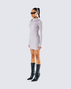 There's nothing better than a look thats both cozy, and chic 😍 Complete with a cowl neck and mini length - this subtle yet sexy grey sweater dress is giving the best of both worlds 👏 Chic Gray Mini Sweater Dress, Chic Gray Mini Dress For Winter, Cozy Mini Dress For Winter, Bodycon Turtleneck Sweater Dress For Winter, Gray Bodycon Mini Dress For Winter, Elegant Gray Mini Dress For Winter, Gray Mini Dress For Fall, Winter Cowl Neck Dress, Winter Turtleneck Bodycon Mini Dress