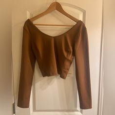 Lululemon Cropped Long Sleeve Boatneck Top Fitted Brown Workout Tops, Boat Neck, Lululemon Athletica, Crop Tops, Womens Tops, Long Sleeve, Women Shopping, Color