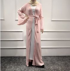 Kadiatou Muslim Fashion Casual, Abaya Kimono Dubai, Casual Kaftan, Turkey Clothes, Hijab Turkish, Abaya Online, Muslim Dresses, Kaftan Abaya, Cardigan Kimono