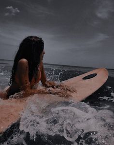 Surfer Aesthetic, Beach Romance, Mermaid Books, Surfer Boys, Surf Aesthetic, Instagram Photo Inspiration, Aesthetic Images, Character Aesthetic, Book Aesthetic