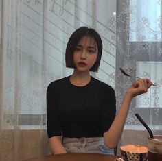 Asian Bob Haircut, Shortish Hair, Ulzzang Short Hair, Korean Hair Color, Korean Short Hair, Short Hairstyles Fine, Bob Haircut For Fine Hair, Peinados Fáciles Para Cabello Corto