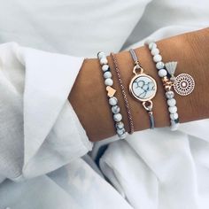 Item Type: Bracelet
 	Material: Zinc Alloy, Stone
 	Gender: Women
 	Length: 16-18.5 cm / 6.30-7.28 inch

Package Includes:

 	4 x Pcs Boho Charm Bracelet, Bracelets With Charms, Lacey Chabert, Geometric Bracelet, Bohemian Handmade, Tassel Bracelet, Bohemian Bracelets, Styl Boho, Metal Heart