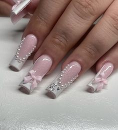 Birthday Nails 13, 22 Birthday Nails, Pink And Silver Nail Designs, Milky White French Nails, Pink Coquette Nails, Heavenly Nails, Latina Nails, Nail Art Inspo, 22 Birthday