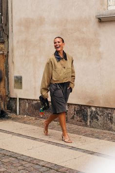 Street Style: Copenhagen Fashion Week Spring/Summer 2025 Winter 2024 Fashion Trends, Winter 2024 Fashion, Scandi Fashion, Barn Jacket, 2024 Fashion Trends, Winter Fashion Outfits Casual, Copenhagen Fashion, Seoul Fashion Week