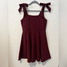 Never Worn, Only Tried On. Stretchy Material With Zipper In The Back And Bows On The Shoulders. Burgundy A-line Mini Dress For Summer, Casual Burgundy Dress For Party, Summer Burgundy Dress For Brunch, Bow Dress, Dress With Bow, Stretchy Material, Dress Collection, Colorful Dresses, Mini Dress