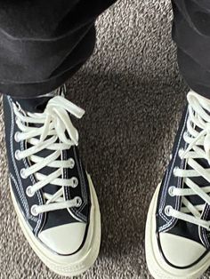 Shoe Rotation, Converse Outfit, Skater Shoes, Converse Star, Pumped Up Kicks, Shoe Ideas, Outfits With Converse