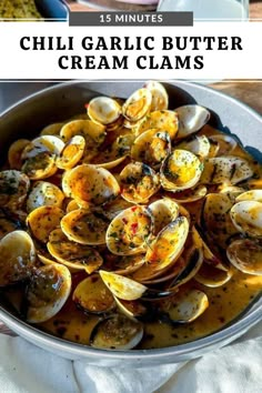 Chili garlic butter cream clams without wine served in a dark grey bowl. Clam Recipes, Seafood Dinner, Garlic Butter, Garlic Bread, French Fries, I Love Food, Amazing Food