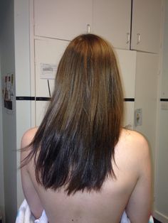 Splash Lights Hair, Brown Hair Black Ends, Brown Hair With Black Ends, Ombre Hair Reverse, Brown Hair Black Tips, Dark Ends Hair, Black To Brown Ombre Hair, Ghost Roots