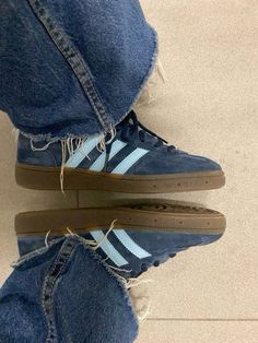 Dr Shoes, Skandinavian Fashion, Adidas Spezial, Neue Outfits, Shoe Inspo, Looks Street Style, Aesthetic Shoes, Swag Shoes